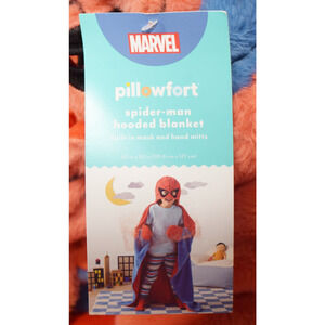 #The Marvel Collection by Pillowfort Spider-Man Kids' 40x50" Hooded Blanket*##